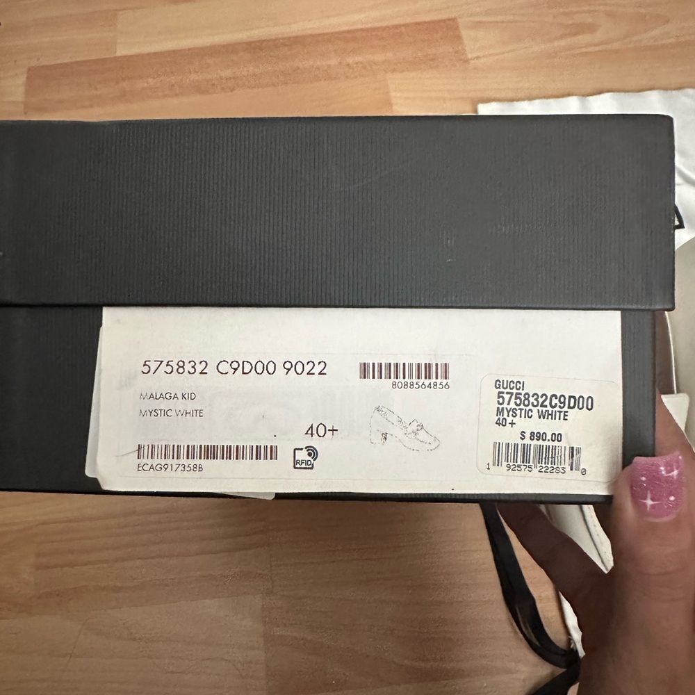 Authentic Gucci Malaga kid heels in mystic white - Picture 2 of 8